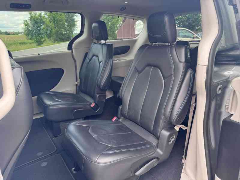 Chrysler Pacifica 3,6 L ADAPT-ČOČKA 2021 TOP CENA - foto 14