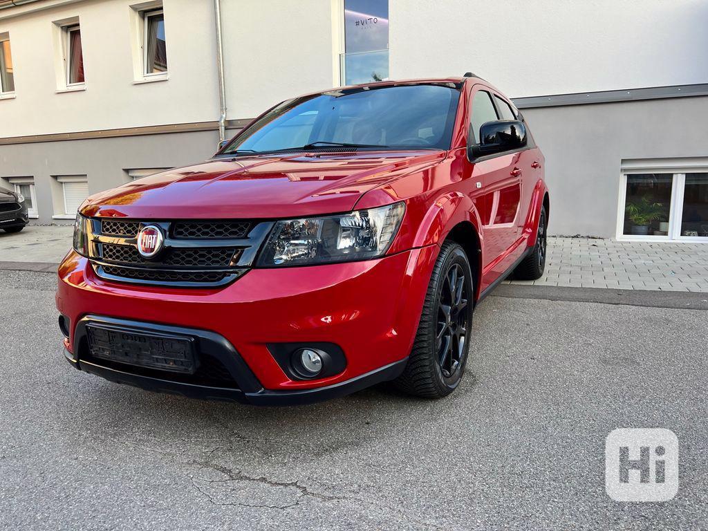 Fiat Freemont Black Code 2,0TDI AUt. 125kw - foto 1