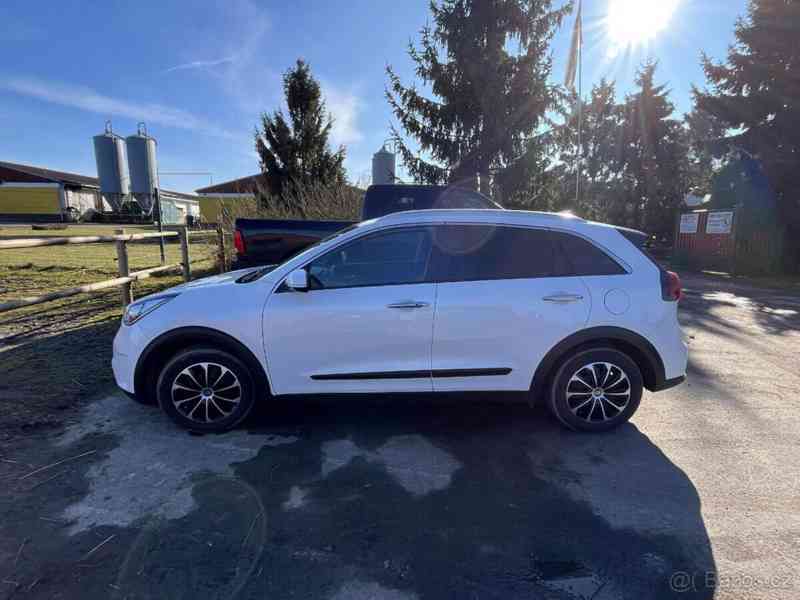 Kia Niro 1,6   GDi 6DCT HEV/ 5 dv. hatchback - foto 6