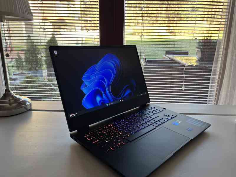 HP OMEN 16-k0003ni Shadow Black - Rok záruka - foto 4