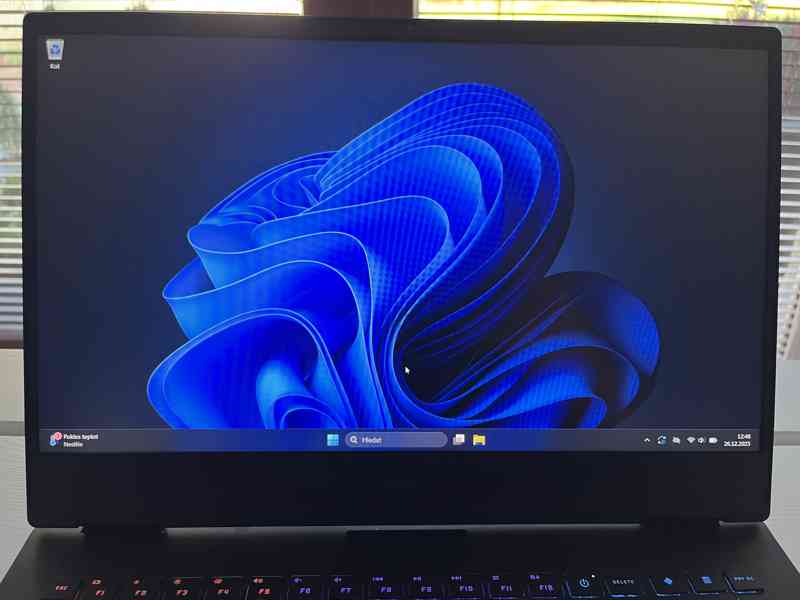 HP OMEN 16-k0003ni Shadow Black - Rok záruka - foto 2