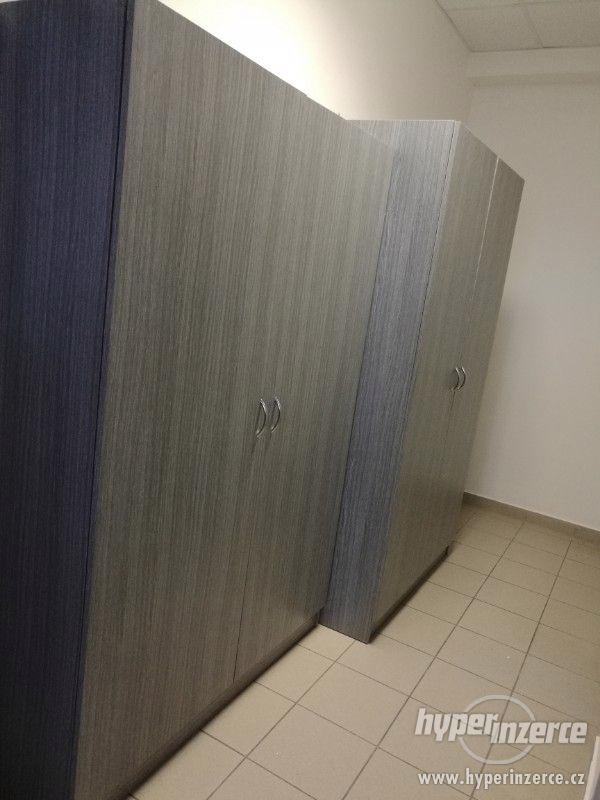 Kancelářský nábytek - foto 3