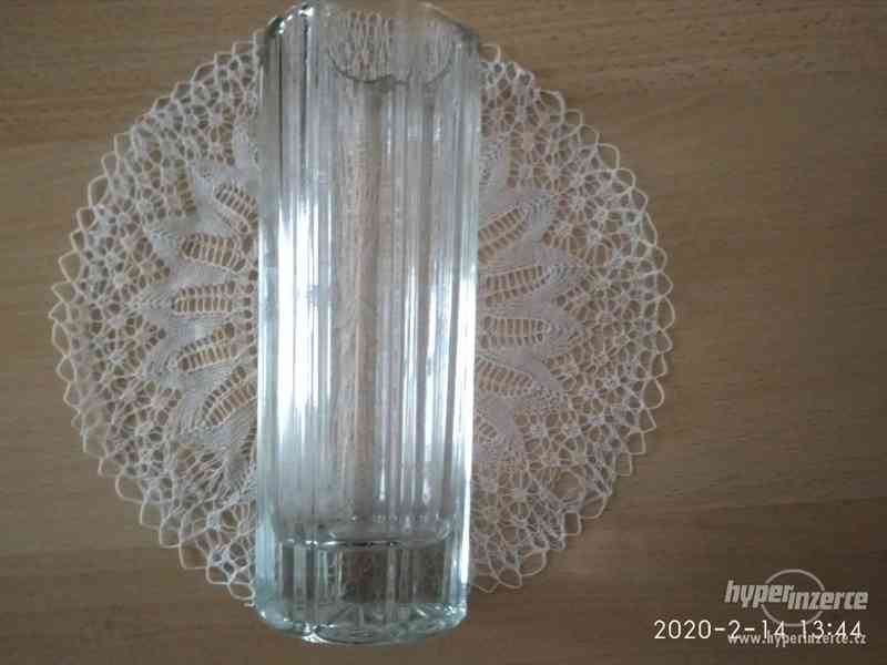 Retro váza, fazetově broušené sklo - foto 4