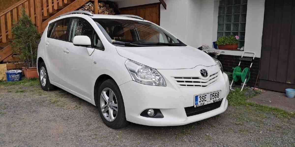 Toyota Verso 2,0 2011, d 4d, 93kw, nafta - foto 3