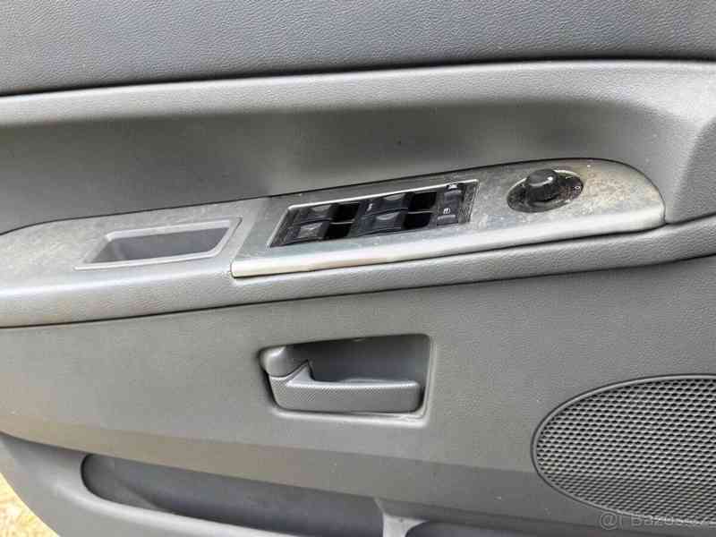 Jeep Grand Cherokee 3,7 Laredo wk - foto 10