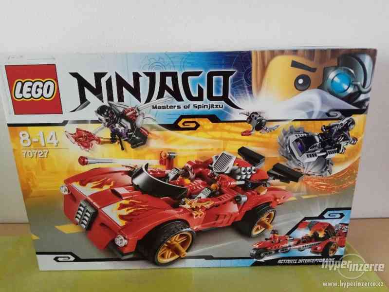 LEGO Ninjago 70727 Kaiův červený bourák - foto 1