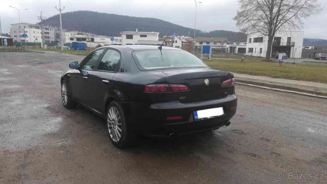 Alfa Romeo 159 2,4   JTD 154 kw Q4 - foto 2
