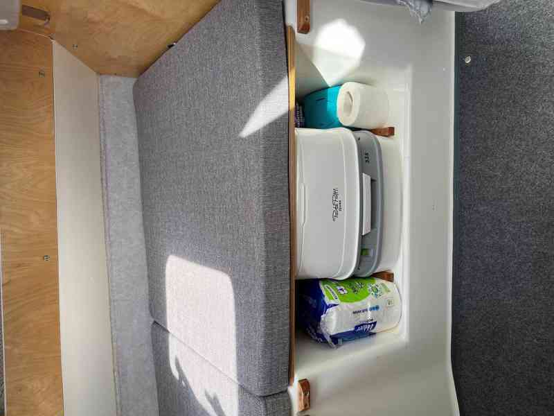 Aqualine 645 + Mercury F 150 L EFI a lodním vlekem Tema Boat - foto 13