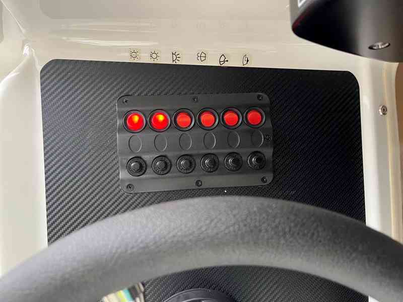 Aqualine 645 + Mercury F 150 L EFI a lodním vlekem Tema Boat - foto 10