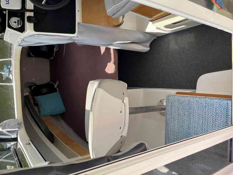 Aqualine 645 + Mercury F 150 L EFI a lodním vlekem Tema Boat - foto 15