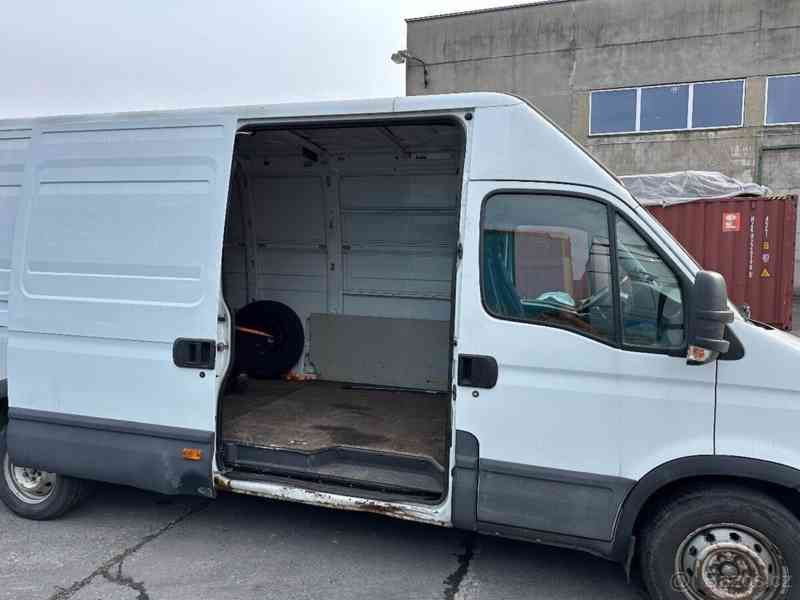 Iveco Daily 2,3   100 kW, r. v. 2011 - foto 8