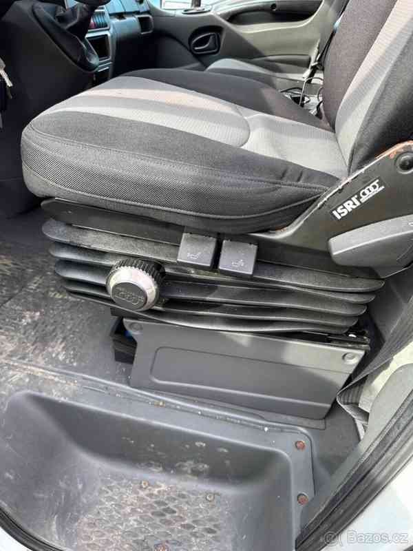 Iveco Daily 2,3   100 kW, r. v. 2011 - foto 13