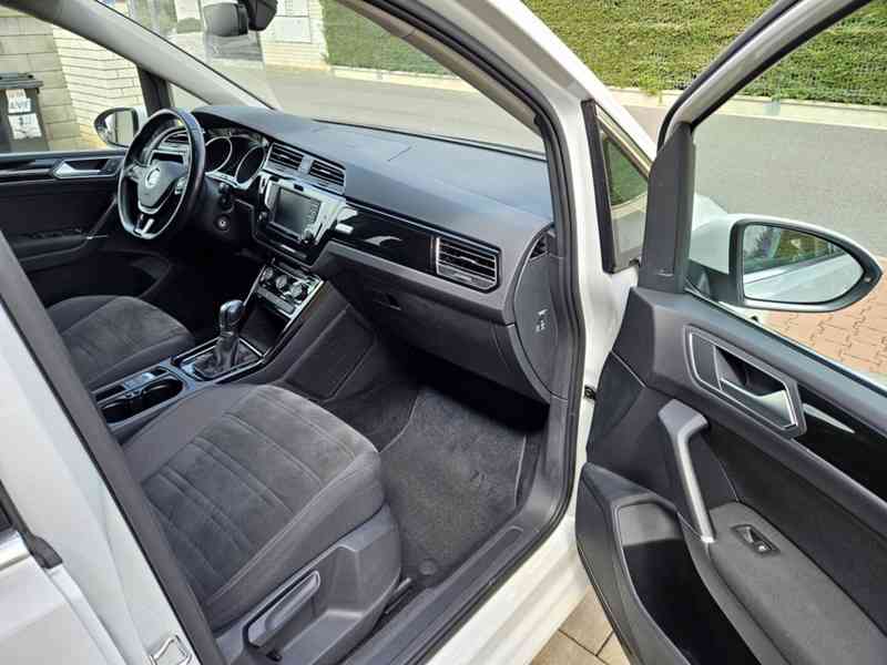 Volkswagen Touran 1.6 TDI 85 kW Highline 7DSG - foto 11