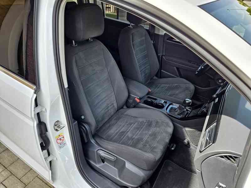 Volkswagen Touran 1.6 TDI 85 kW Highline 7DSG - foto 12