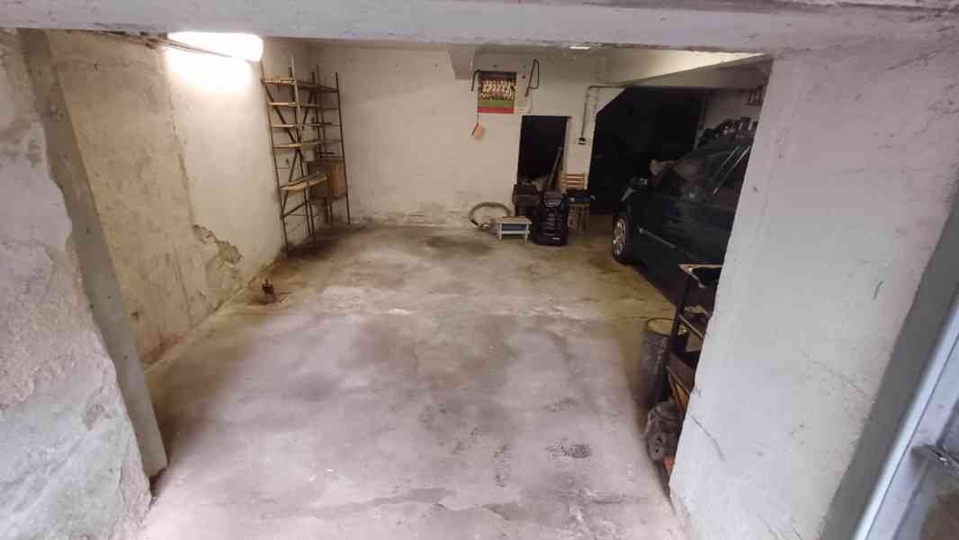 PRODEJ IDEÁLNÍ 1/3 POZEMKU S NEBYTOVÝM PROSTOREM A GARÁŽÍ - foto 15