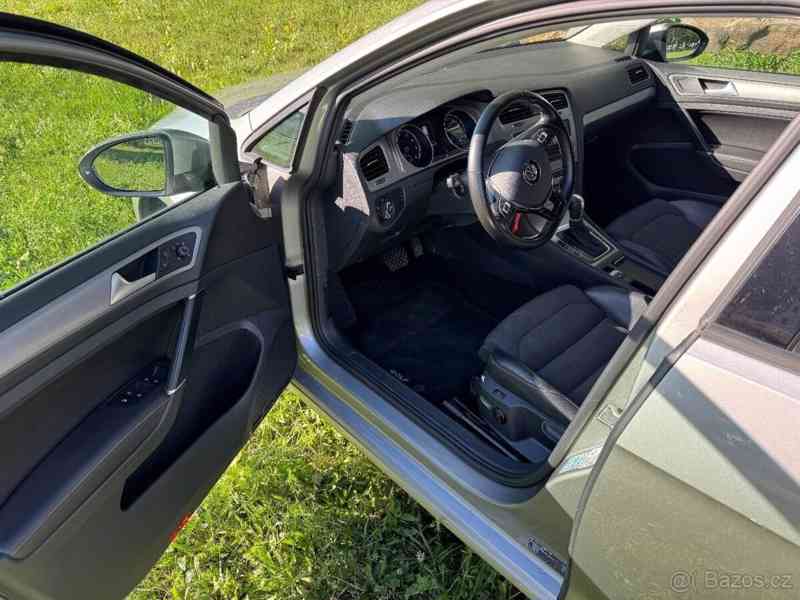 Volkswagen Golf 1,2   VII Variant TSI - foto 13