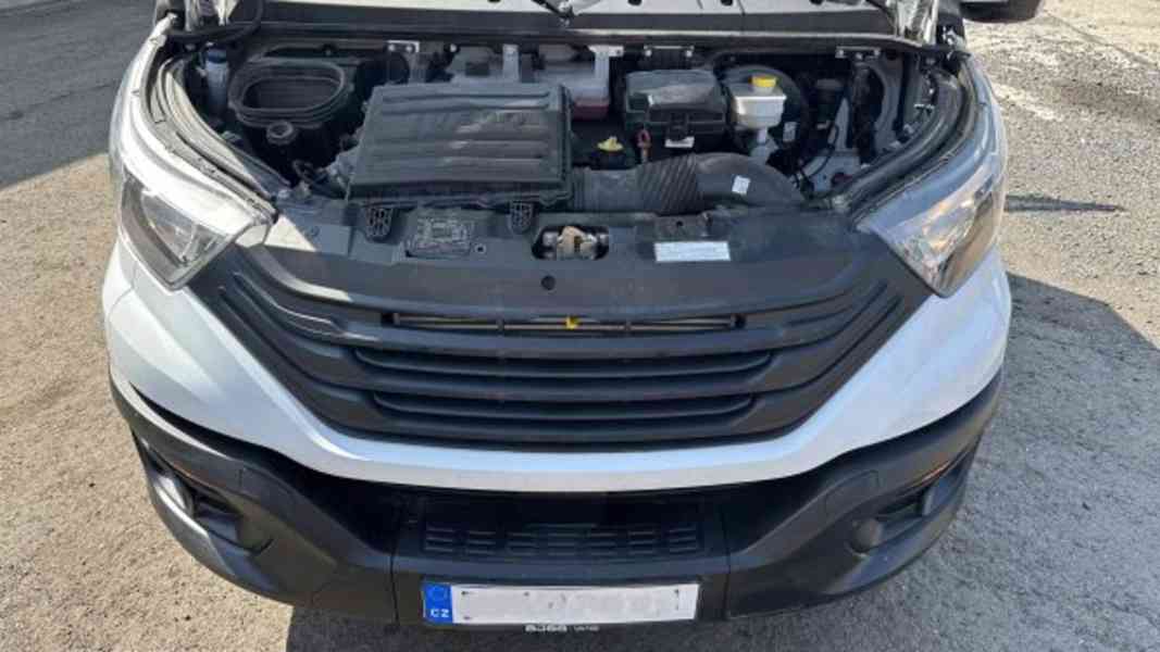 3.5t sklápěč 6míst tupláky IVECO Daily - foto 7