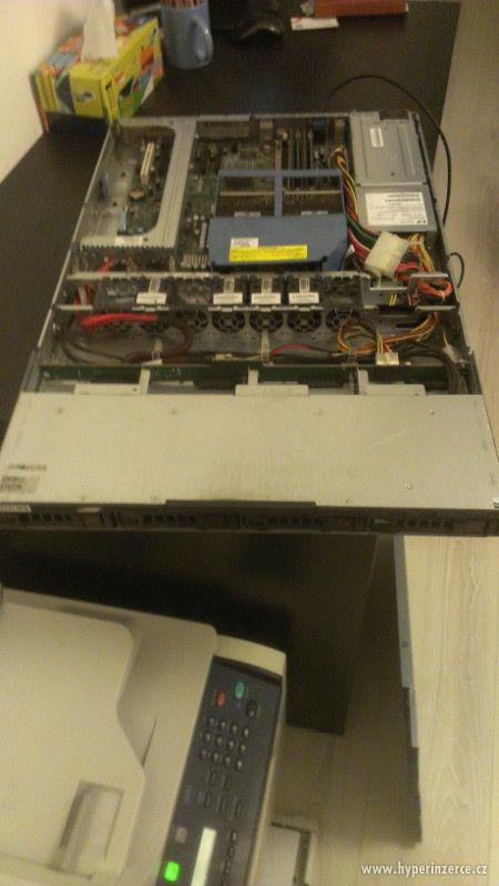 HP ProLiant SE1101 (470064-917) Server, 2x L5420 QC 2.5GHz - foto 2