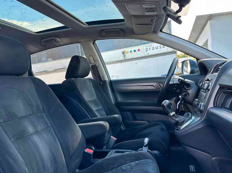 Honda CR-V 2,0i Elegance benzín 110kw - foto 11