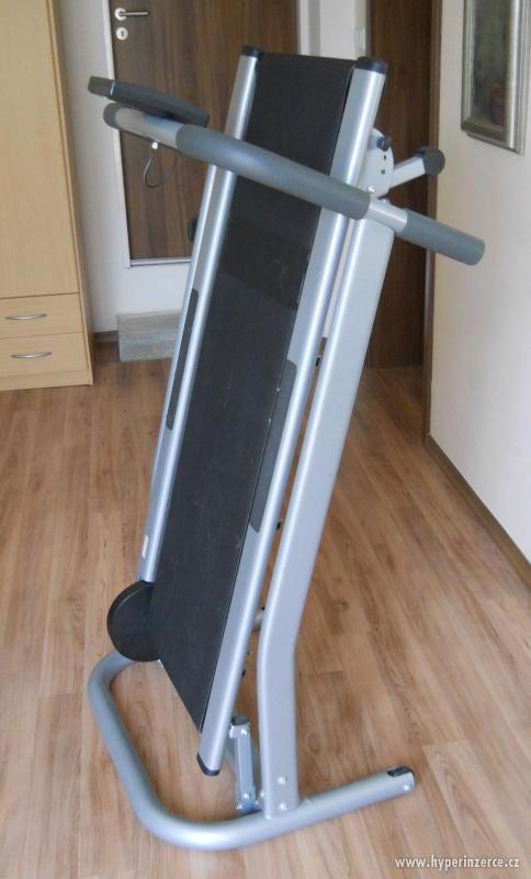 Běžecký / chodící pás - foto 2