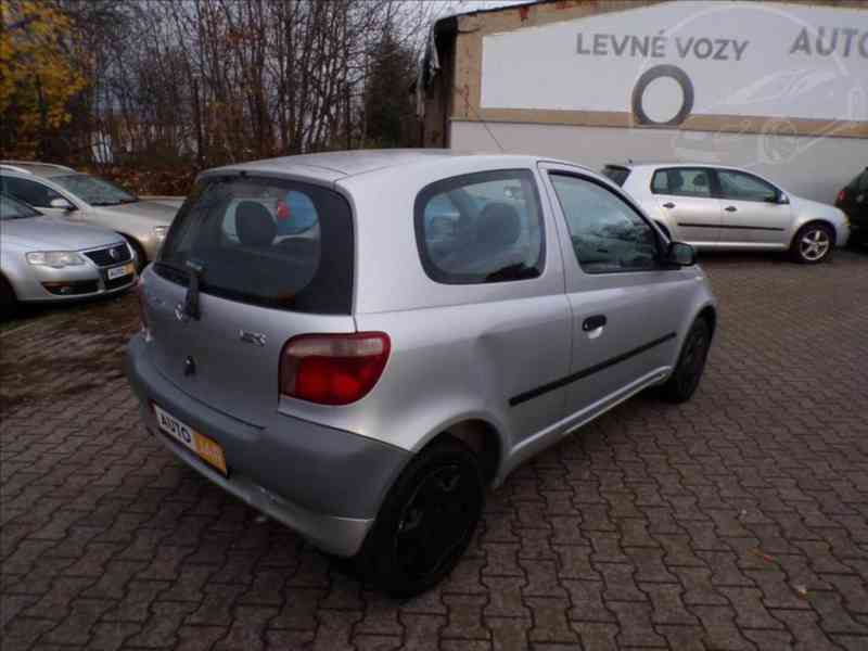 Toyota Yaris 1,0 VVT-i - foto 4