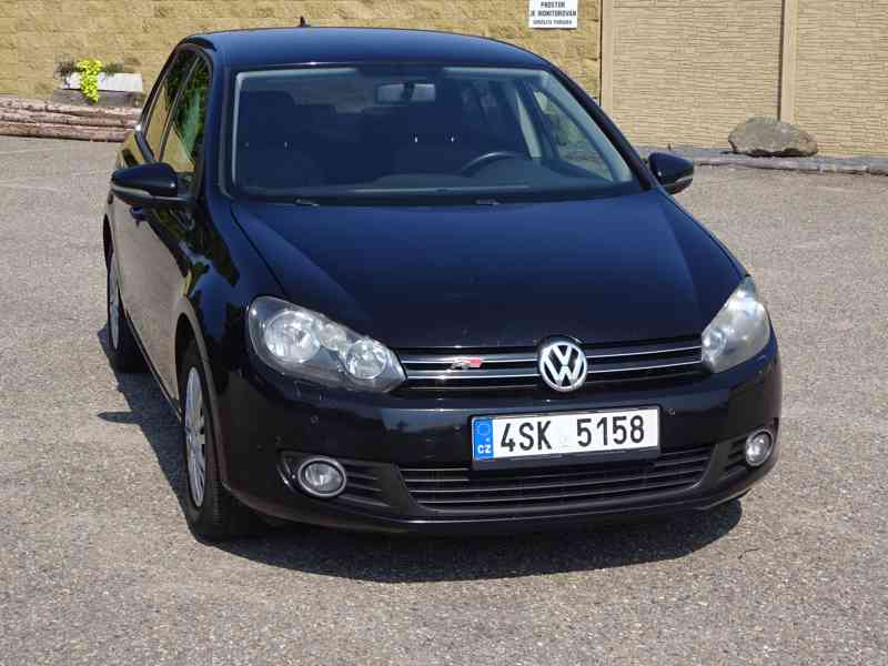 VW Golf 1.2 TSI r.v.2012 (63 kw) STK:8/2026 - foto 1