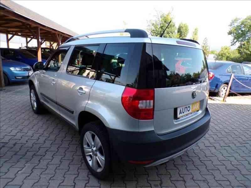 Škoda Yeti 1,2 TSI DSG,SERVISNÍ KHIHA - foto 3