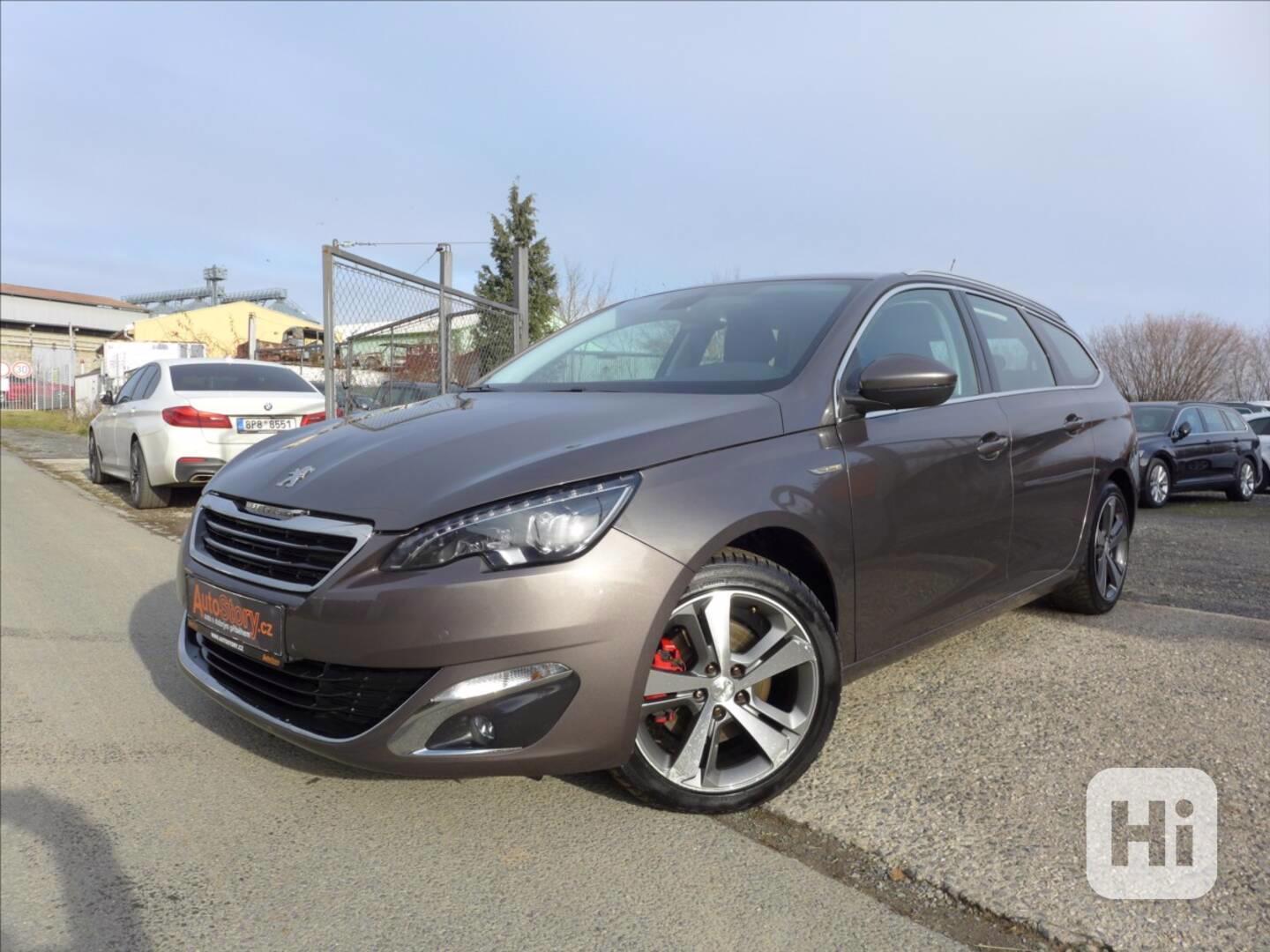 Peugeot 308 2,0 HDi FULL LED,TAŽNÉ,VÝHŘEV - foto 1