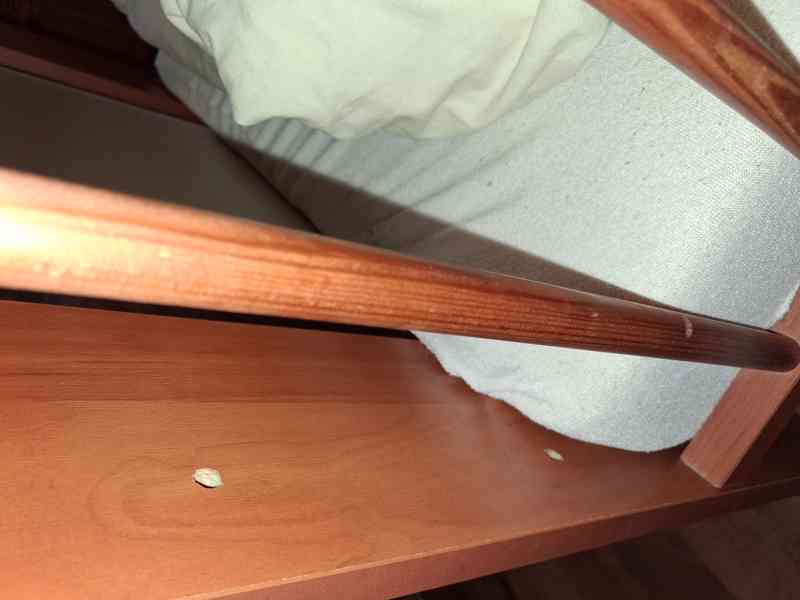 Dřevěná dětská postýlka Klupś s motivem medvídka - foto 6