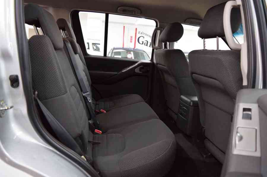 Nissan Pathfinder 4x4 2.5 dCi Comfort 128kw - foto 10