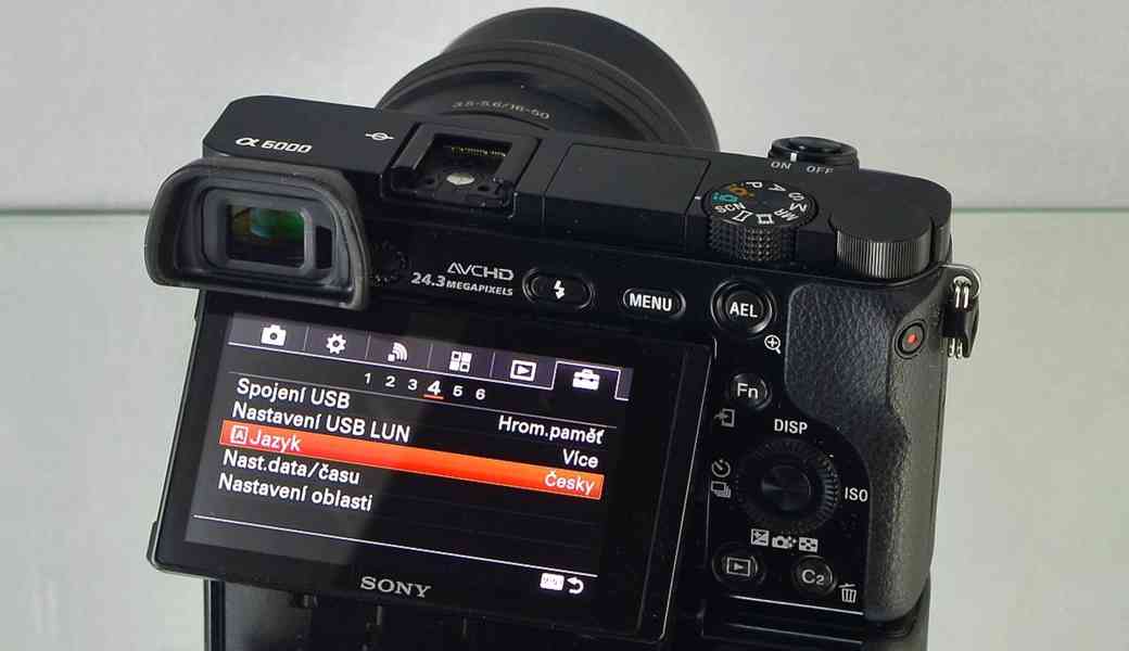 Sony A6000+ 16-50mm 24,3Mpix *Full HDV*WIFI/NFC - foto 9