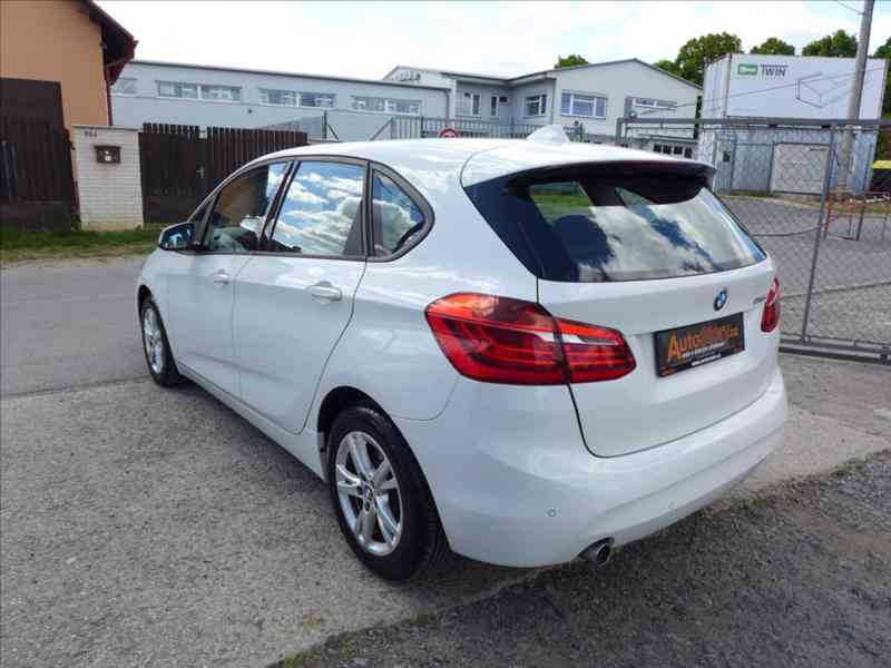 BMW Řada 2 1,5 216D ACTIVE TOURER - foto 4
