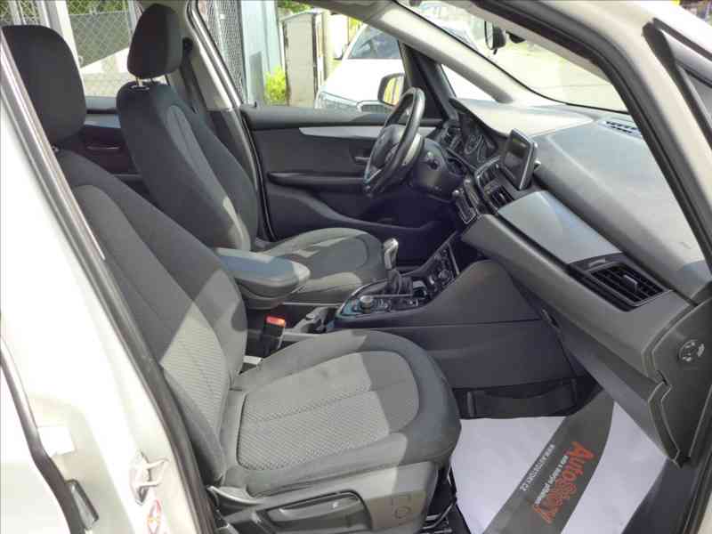 BMW Řada 2 1,5 216D ACTIVE TOURER - foto 10