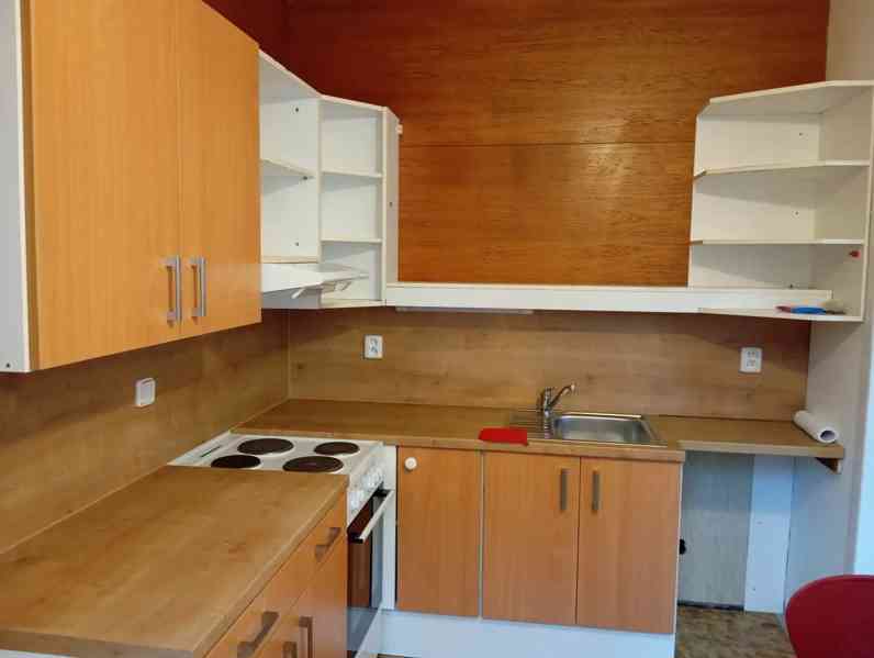 Pronájem bytu 2+1 42 m² - foto 2