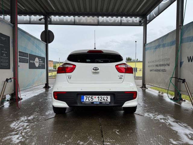 Kia Rio 1.4 CVVT 6q manuál - foto 5