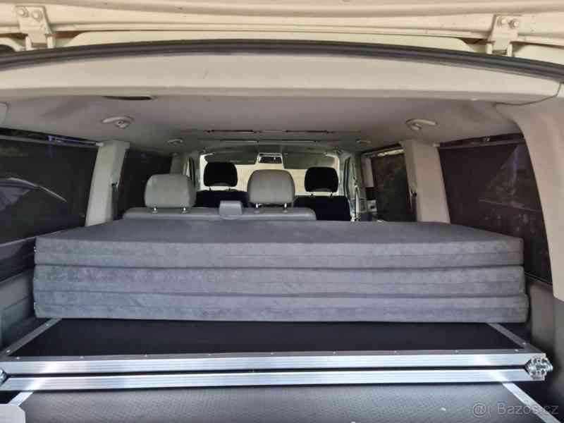 Volkswagen Transporter T5 - foto 7