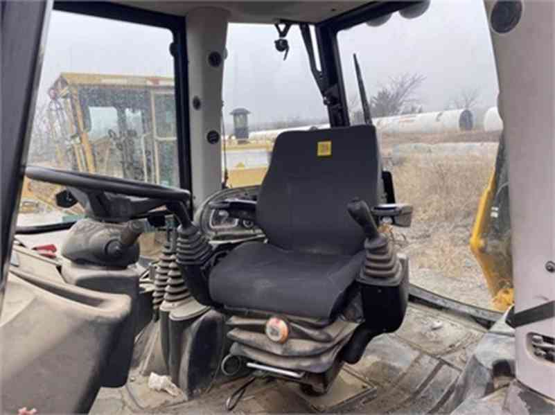  Rypadlo JCB 3CX - foto 3