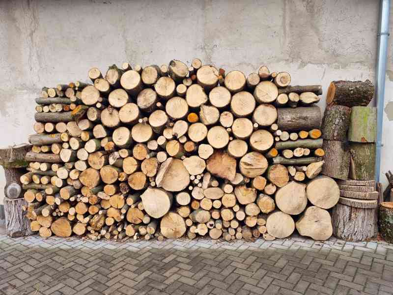 Prodám vyschlé palivové dřevo - foto 2