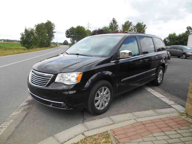 Chrysler Town Country 3,6 LPG Limited 2015 - foto 2