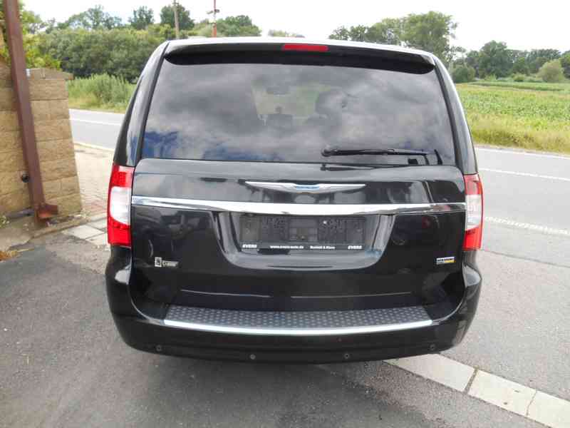 Chrysler Town Country 3,6 LPG Limited 2015 - foto 5