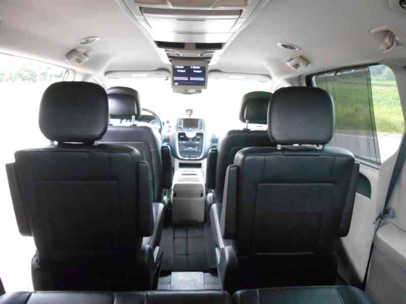 Chrysler Town Country 3,6 LPG Limited 2015 - foto 8