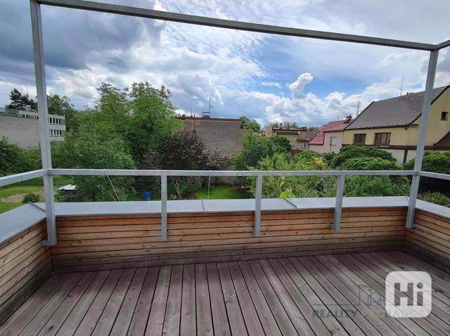 Pronájem rodinného domu 200 m², pozemek 341 m² - foto 24