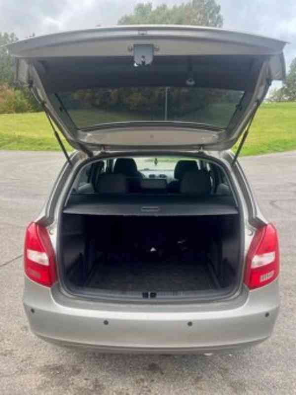 Škoda Fabia Combi, 1,2 benzín - foto 7