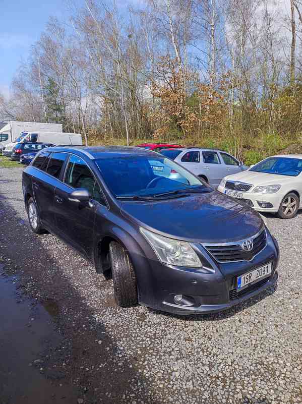 Prodám Toyota Avensis 2010, 1998 cm3, 93 Kw - foto 2