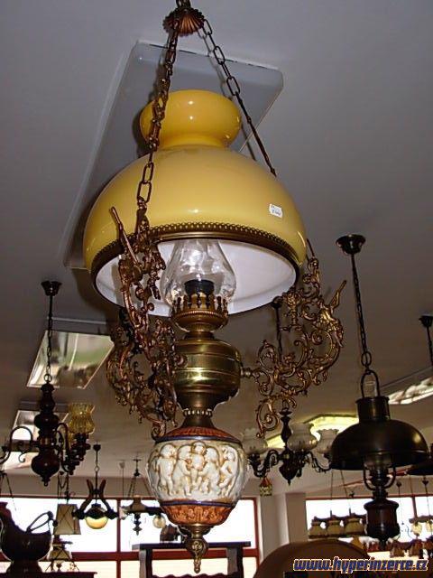 LUSTRY A LAMPY z mosazi, mědi, dřeva, keramiky a skla - foto 5
