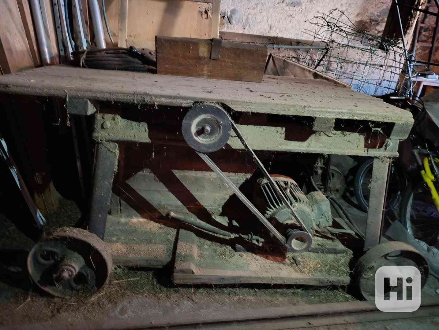 cirkulárka - foto 1