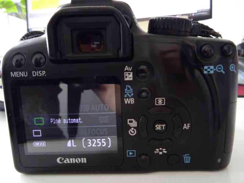 Zrcadlovka Canon EOS 1000D + objektiv EFS 17-85 mm - foto 6