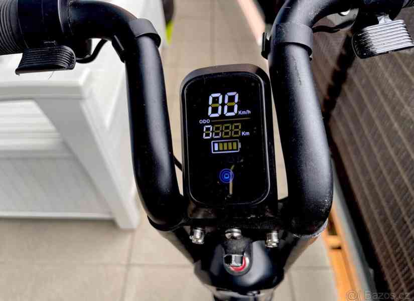 Elektrokoloběžka Nitro Scooters X500 - foto 7