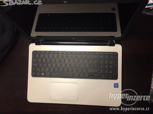 notebook HP 15-r001nCc bílé barvy v záruce - foto 1