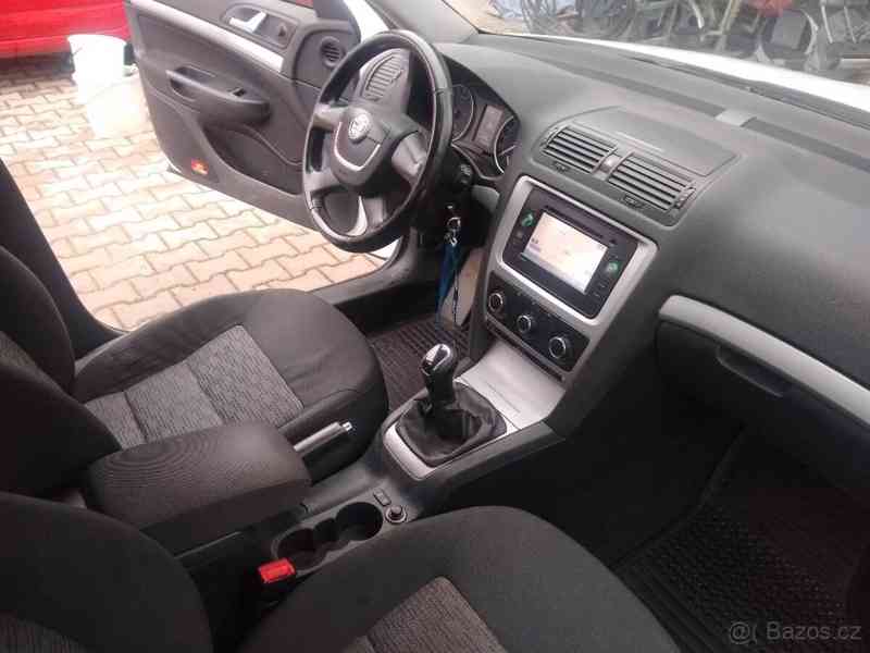 Škoda Octavia 2,0   4x4 - 2013, TDI - foto 8
